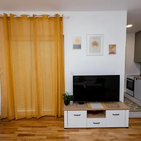 Elegant Escape Apartman *